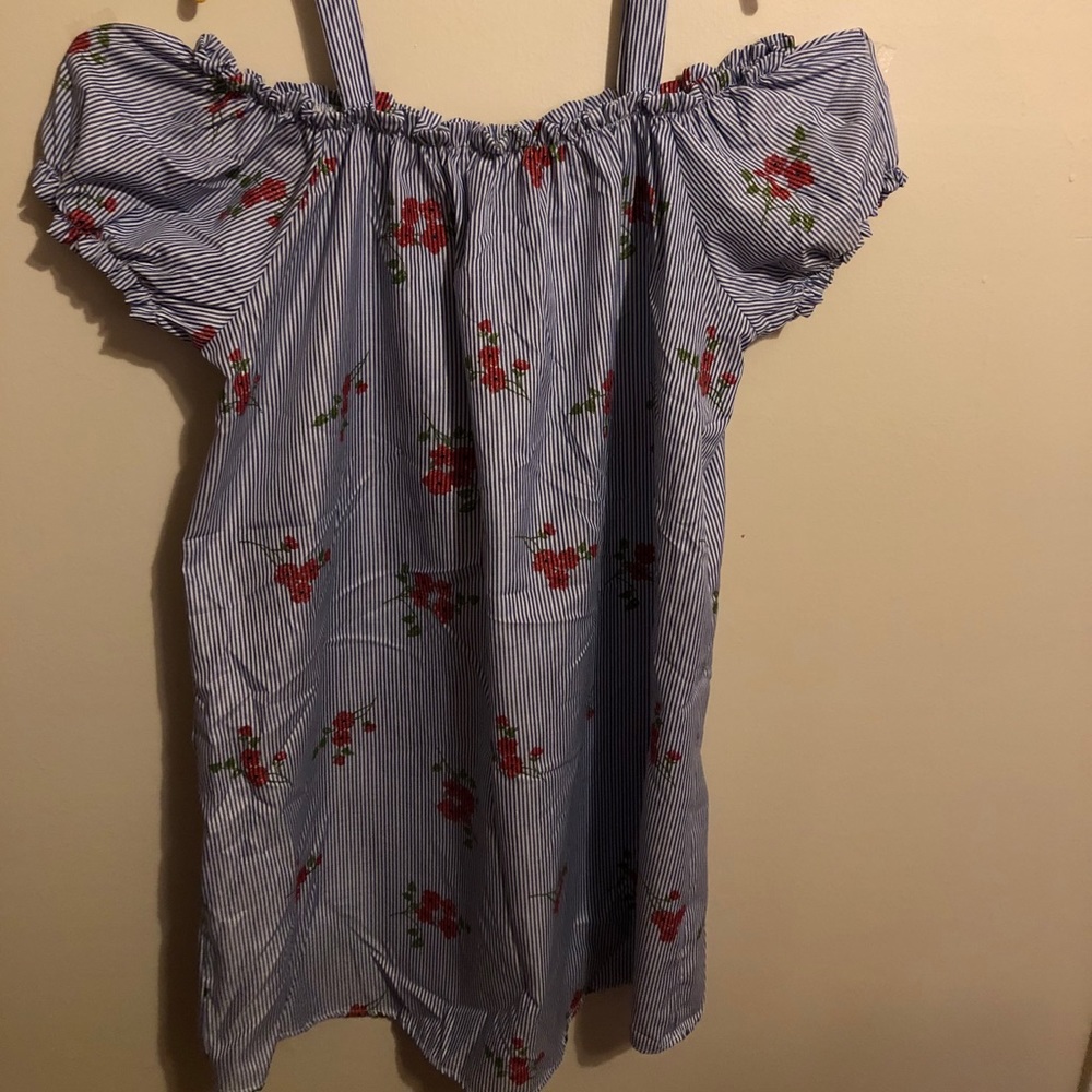 Dress - Picture 2 of 5